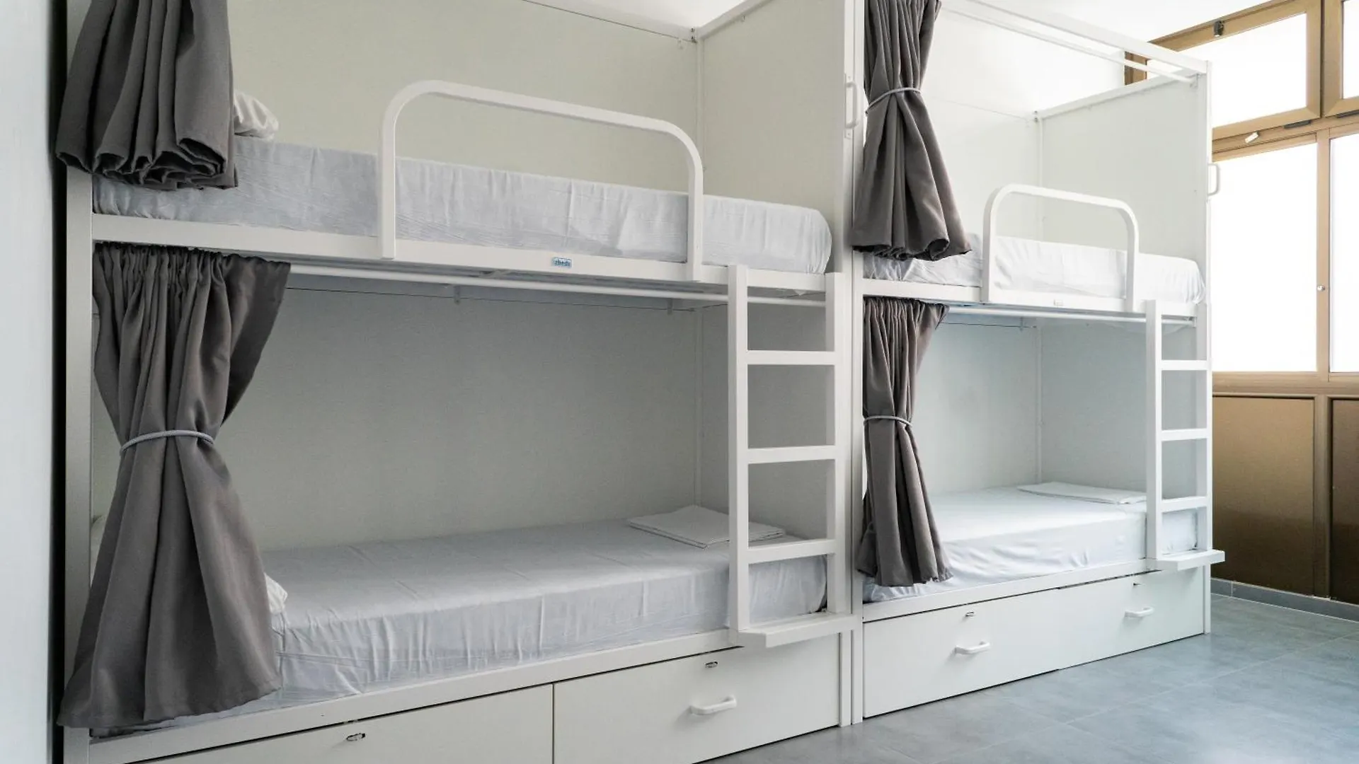 Sea Hostel برشلونة