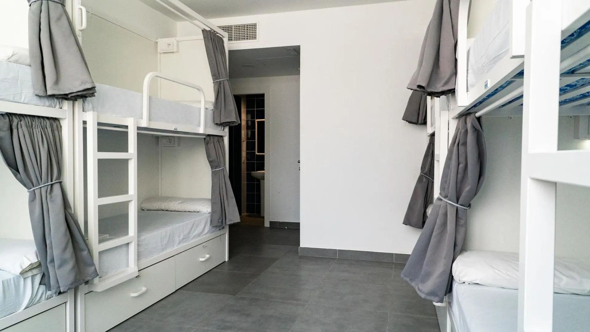Sea Hostel Barcelona